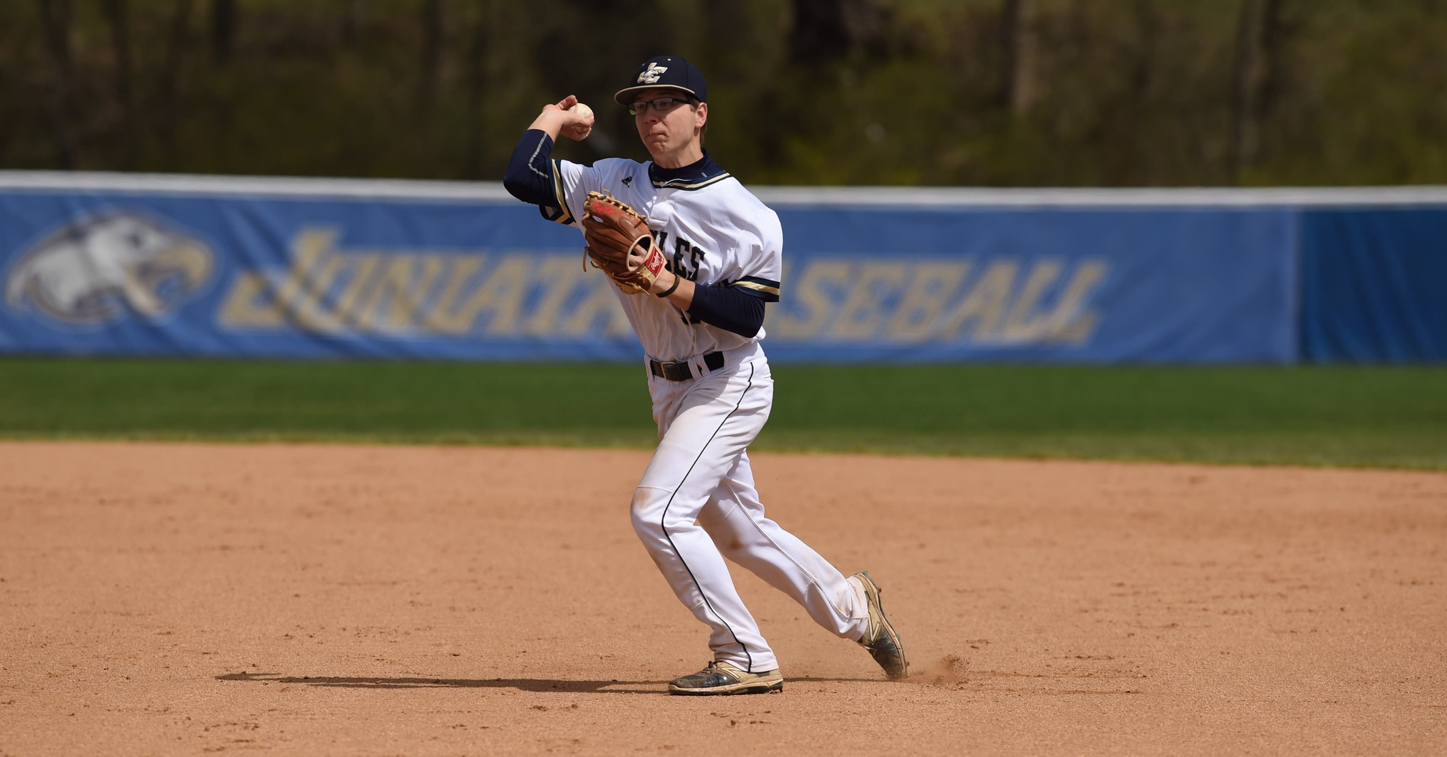 Juniata Drops Final Game of Conference Series to Drew