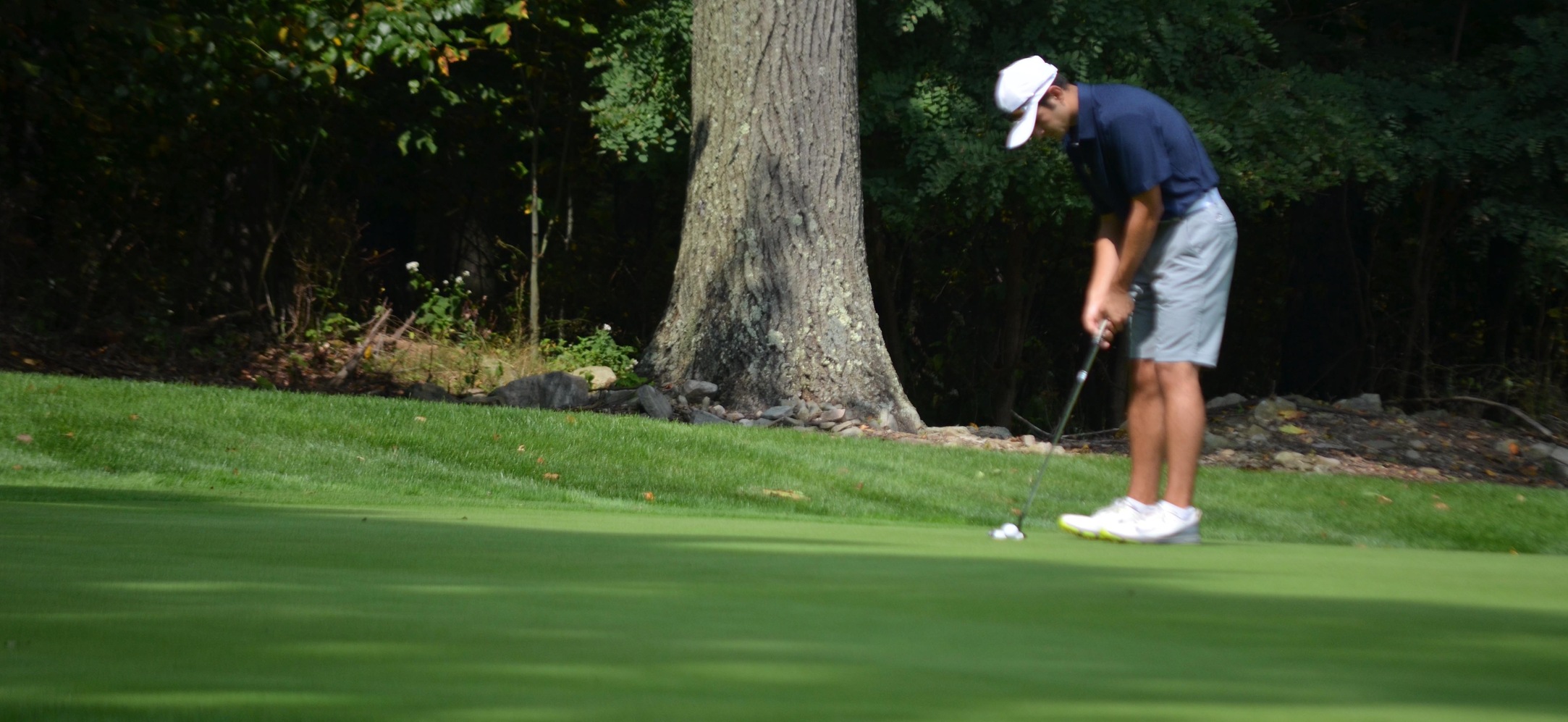 Men's Golf Competes at Riverhawk Fall Invitational