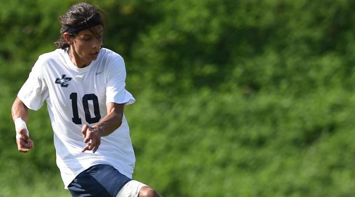 Men’s Soccer defeats Moravian 3-2, Earns First Conference Win