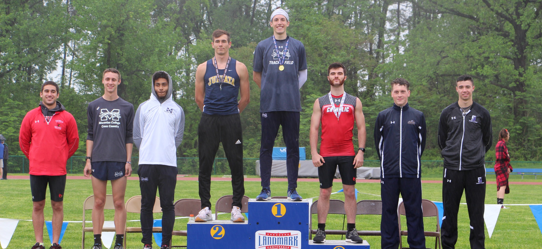 Brenden Gardner placed 2nd while Malcolm MacDermid placed fifth in the 400m hurdles.