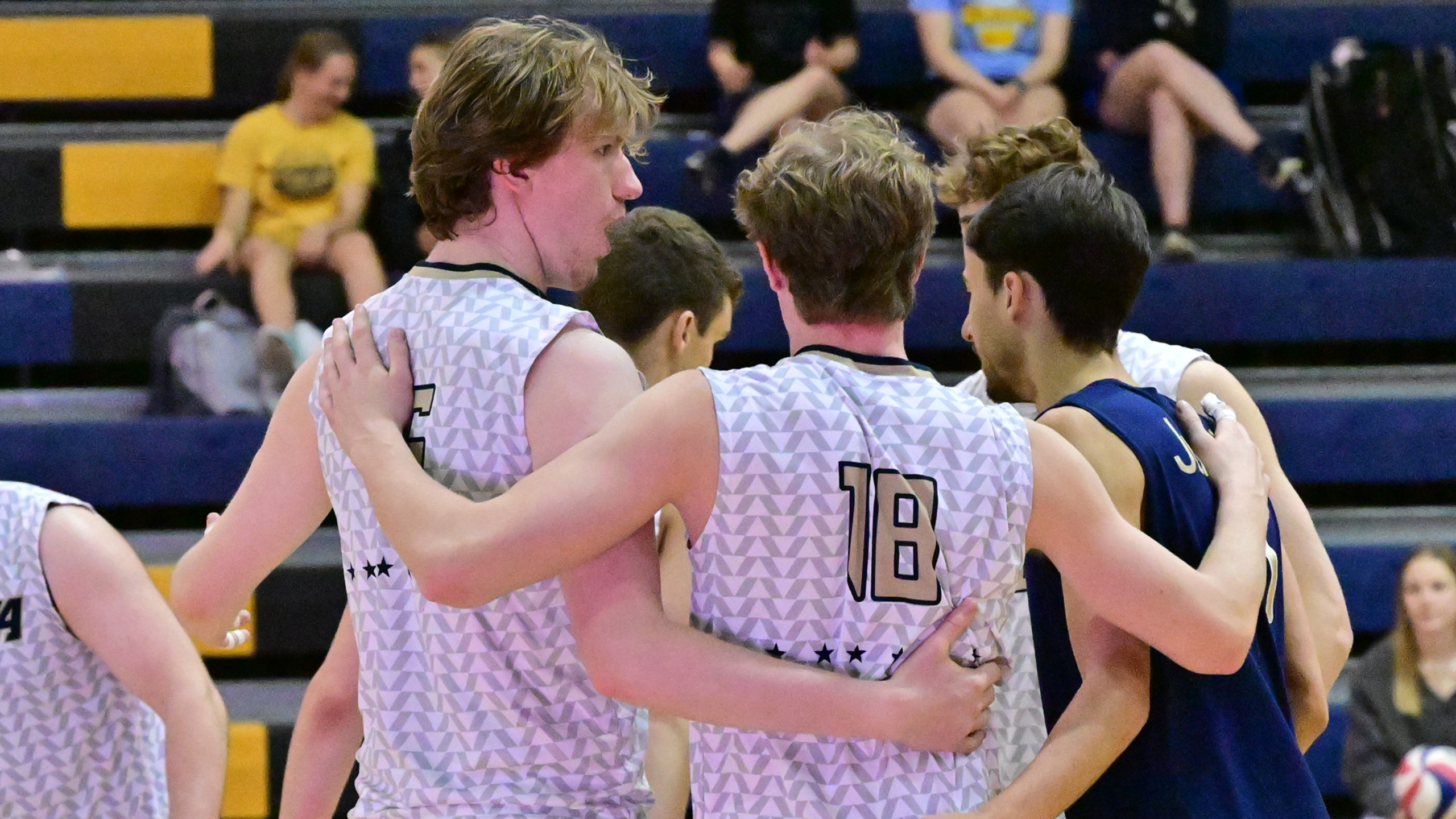 Men's Volleyball Sweeps Randolph-Macon to Close CVC Play, Gives DeHaven his 300th Career Win