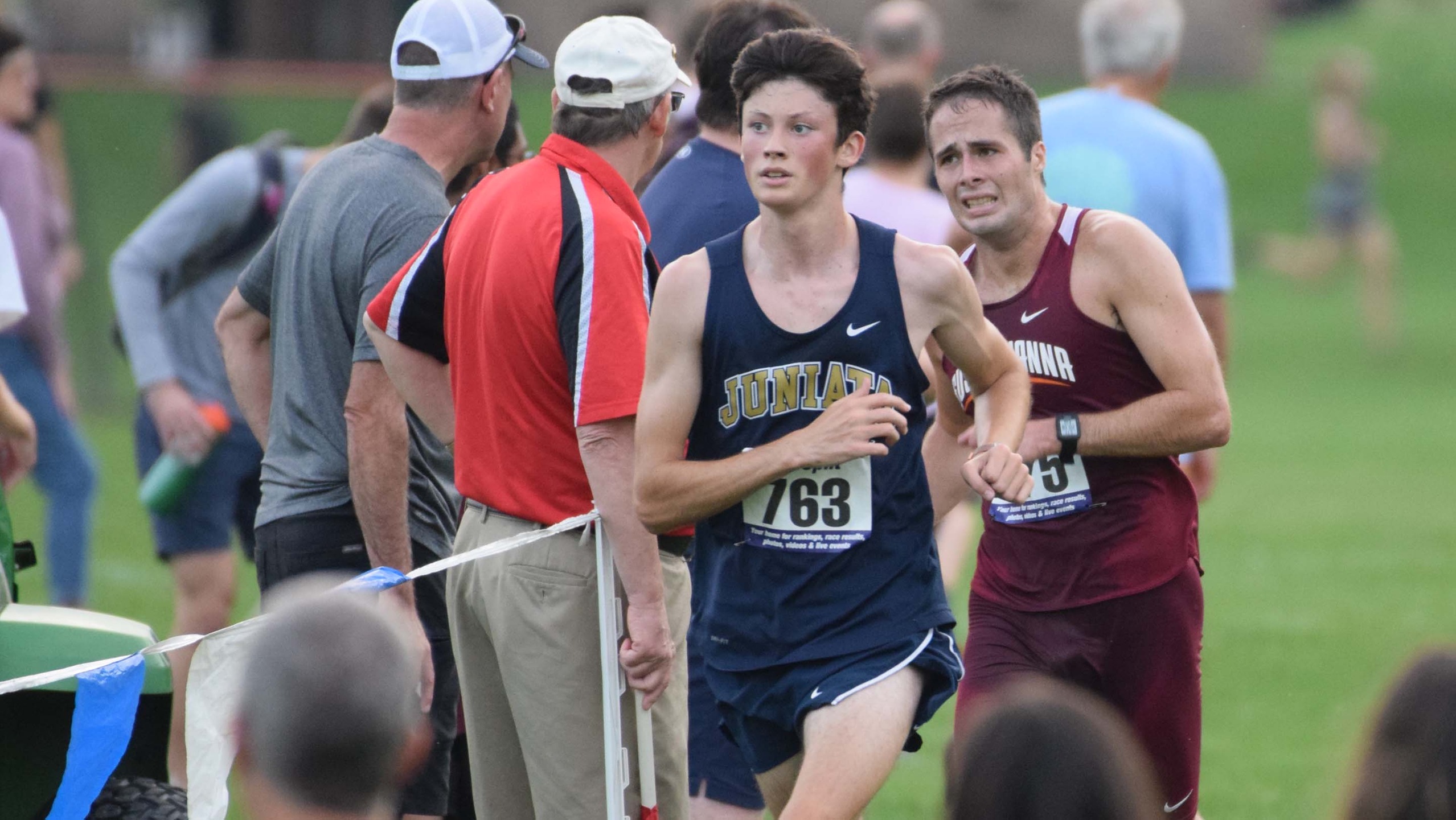 Men's Cross County Competes at NCAA Mid-East Regional