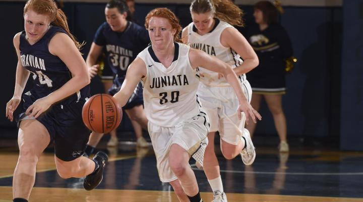 Undefeated Royals Hand 71-55 Loss to Juniata