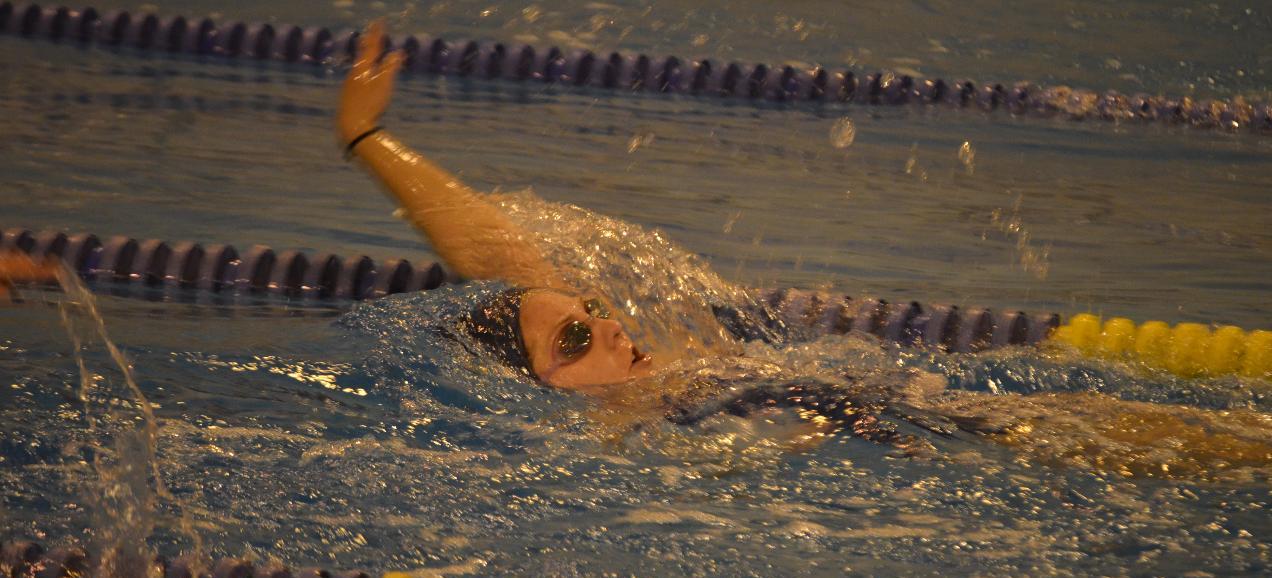 Women’s Swimming Competes at Goucher