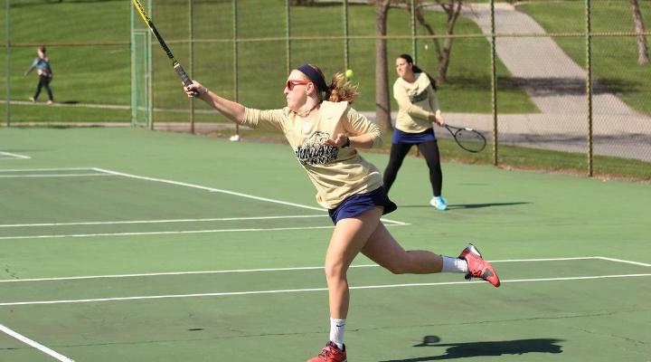 Women's Tennis Takes 8-1 Win Over Lions