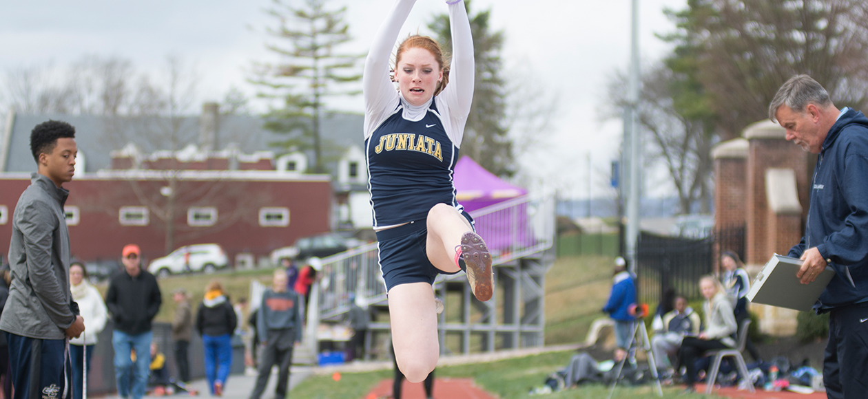 Women's Track and Field Shines at Paul Kaiser Classic