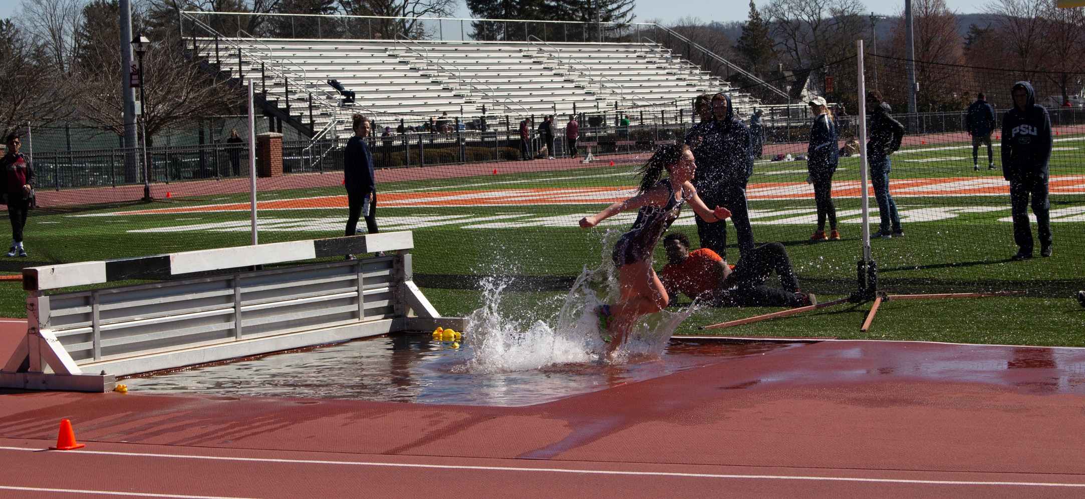 Women's Track & Field Competes at Paul Kaiser Classic