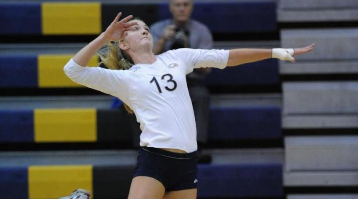 Fuller and Schmidt pace women’s volleyball to 3-0 shutout of IUP