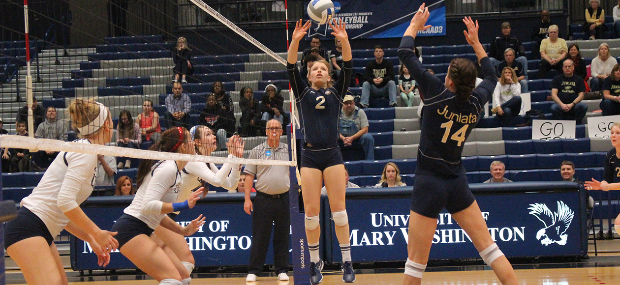Kelly Reynolds finished with 39 assists, four digs, and two kills against UMW. Nakita Gearhart (14) had 12 kills, two service aces, and three assisted blocks for JC