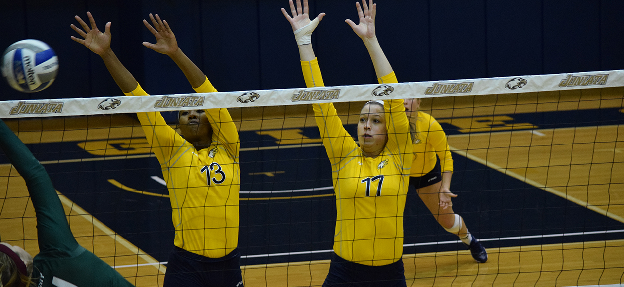 Mar-Jana Phillips and Megan Moroney combined for 19 kills and seven block assists on the night.