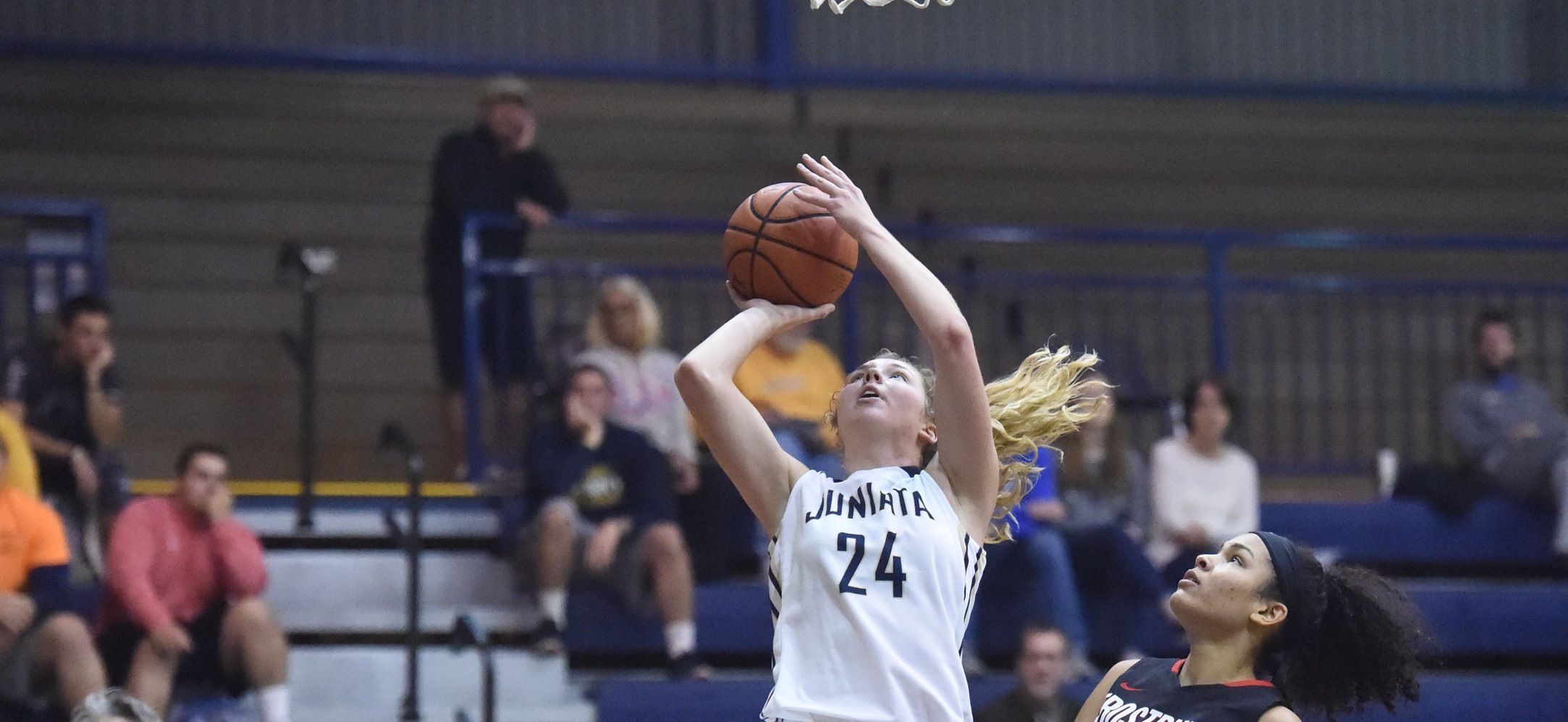 Morgan Instone was a bright spot for the Eagles as she scored an efficent 15 points.