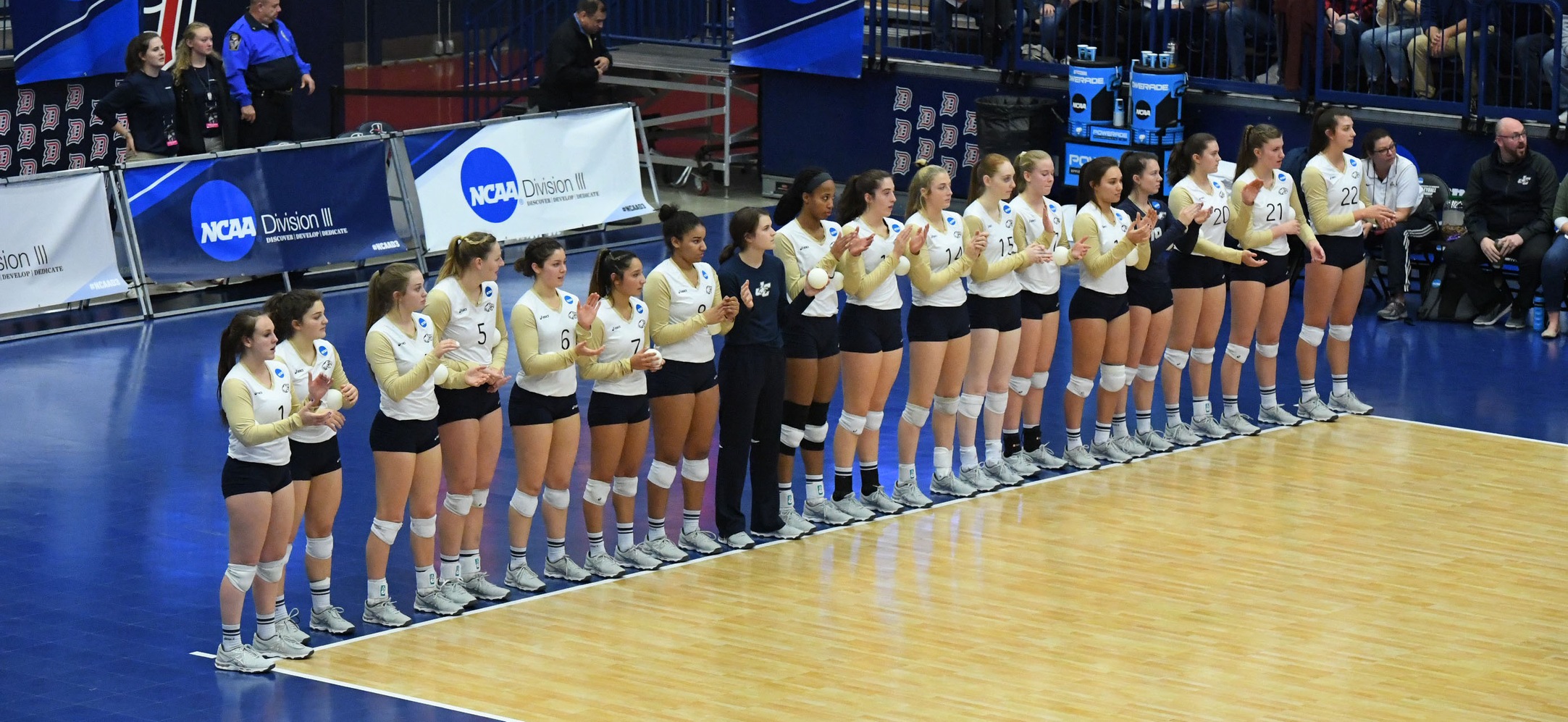 Women's Volleyball Falls to Emory in the Final Four to End Fantastic Season