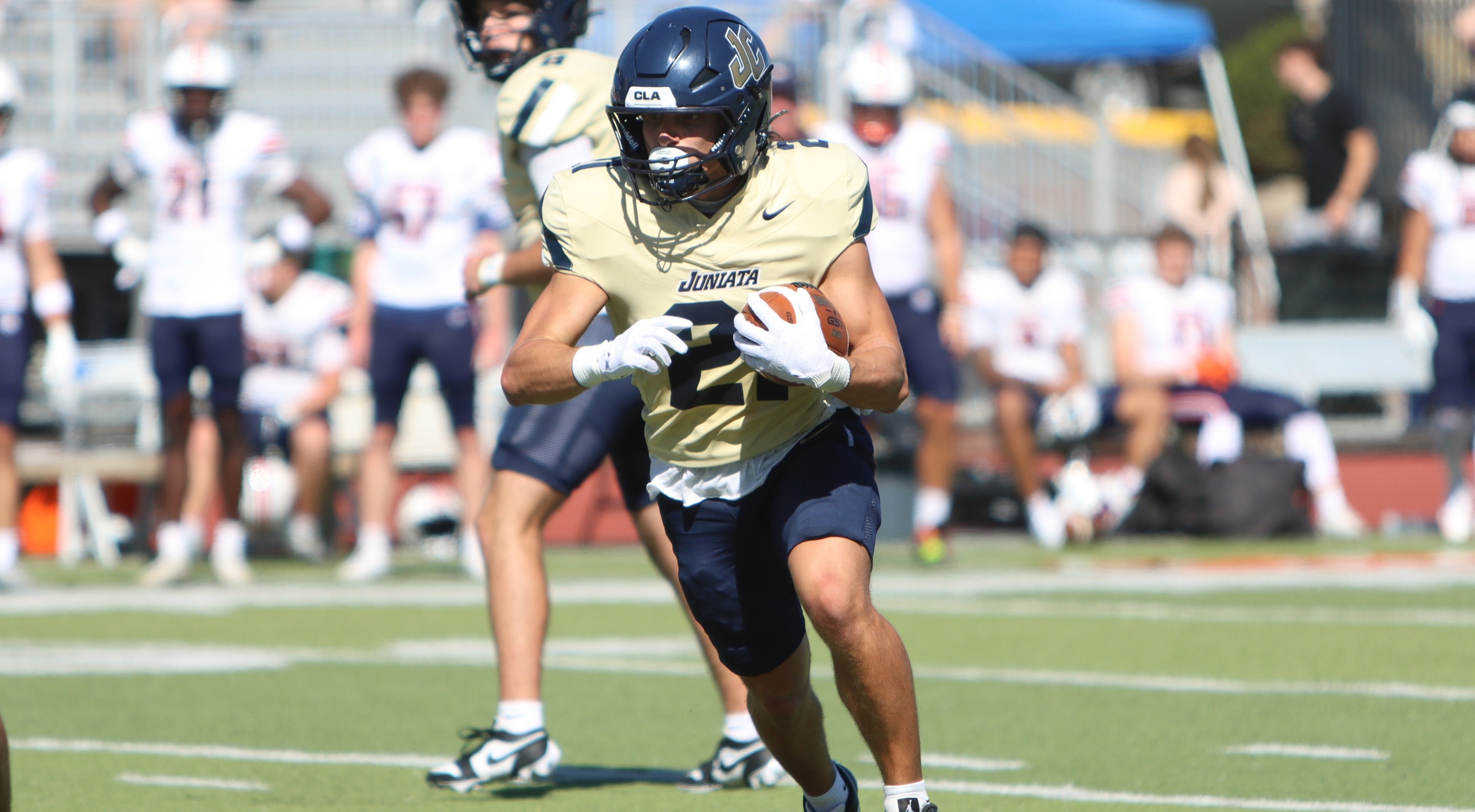 Greyhounds Top Eagles in Huntingdon