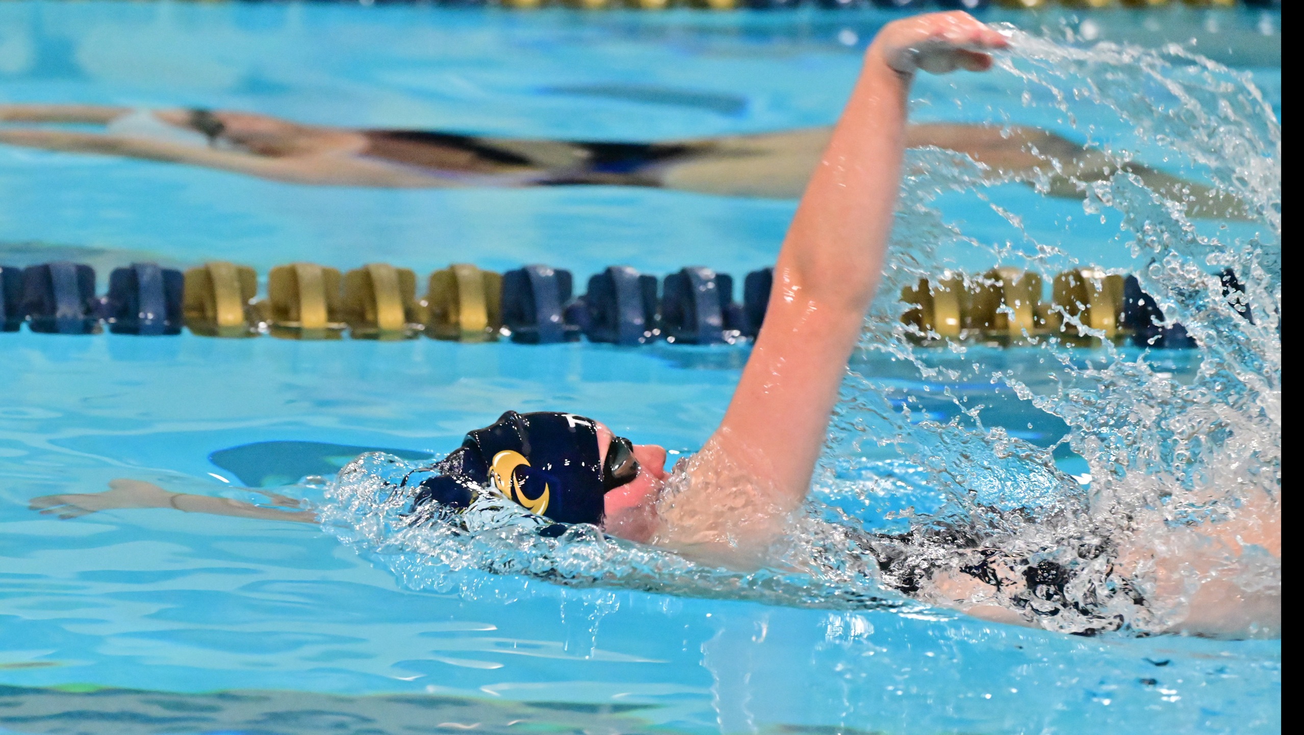 Women's Swimming Conquers Warriors, Defeats Colonels