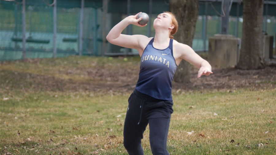 Women's T&F Open Outdoor Season in Day One of Jim Taylor Invite