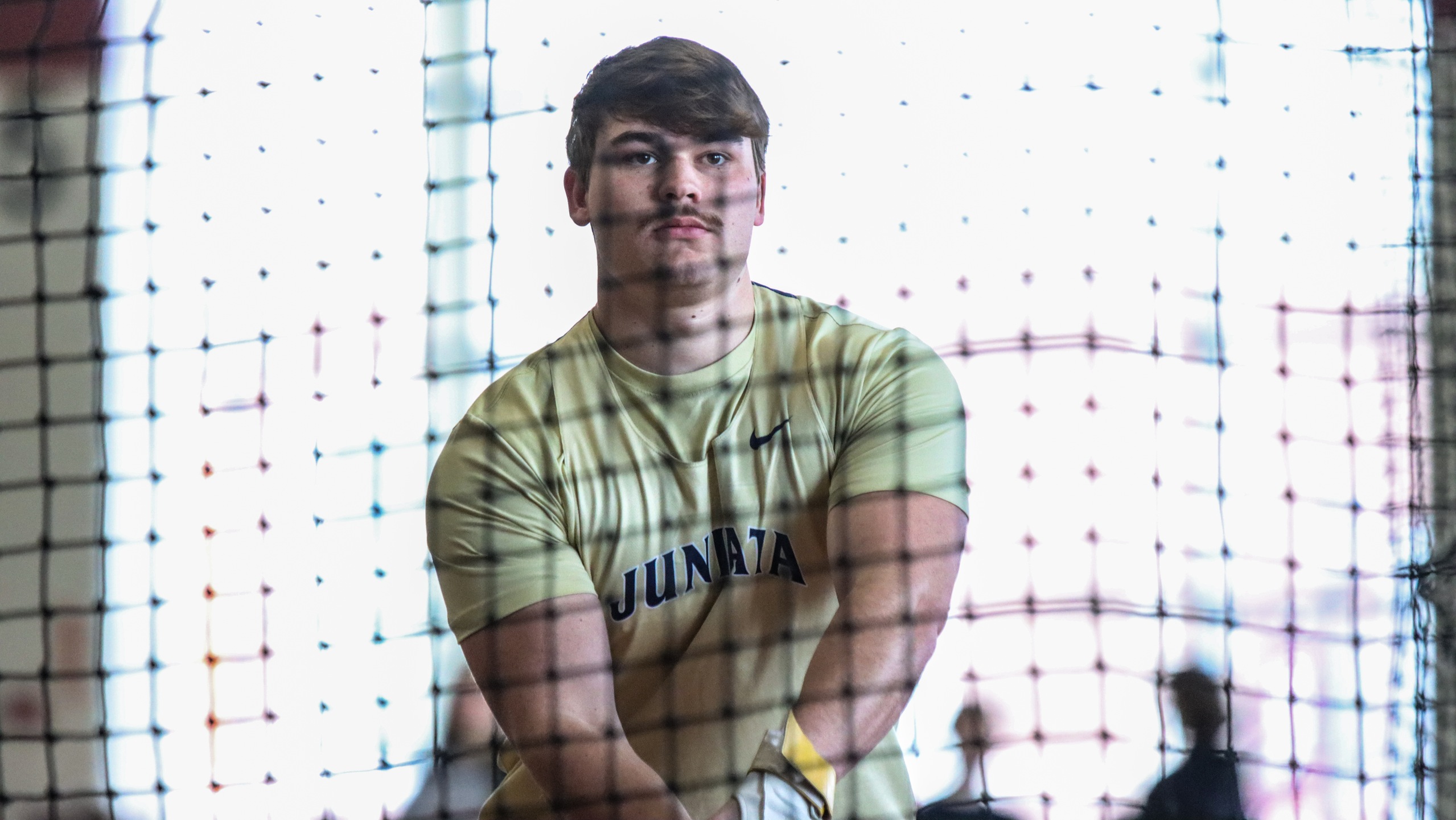 Walters Wins Weight Throw, Men's T&F Earn Eighth at Landmark Indoor Champs