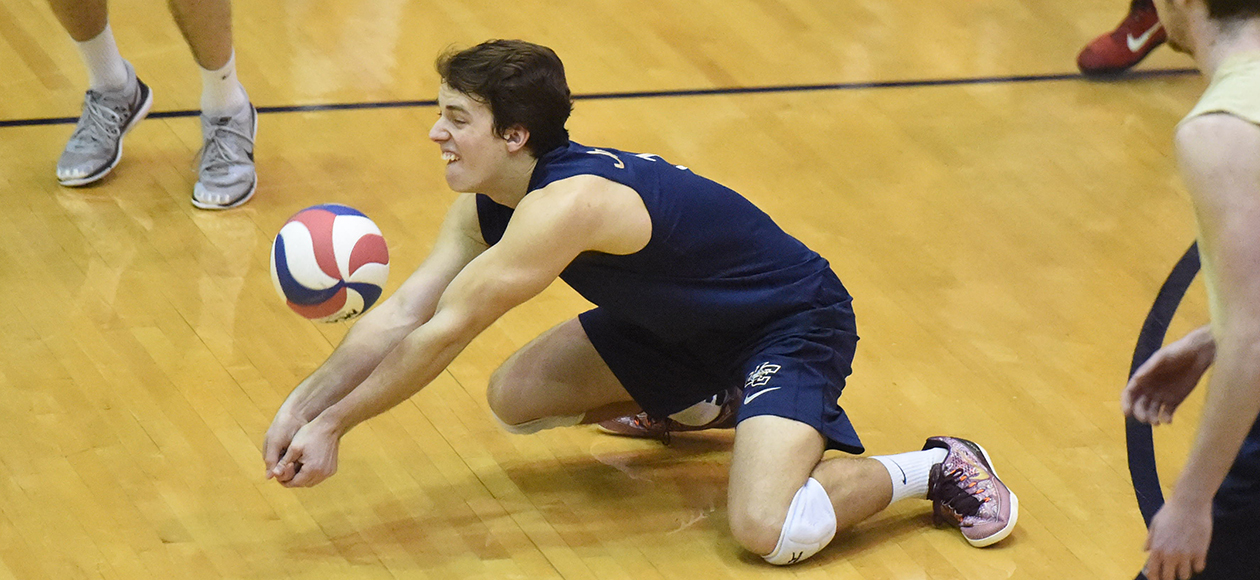 Chris Heron picked up six digs for the Eagles.