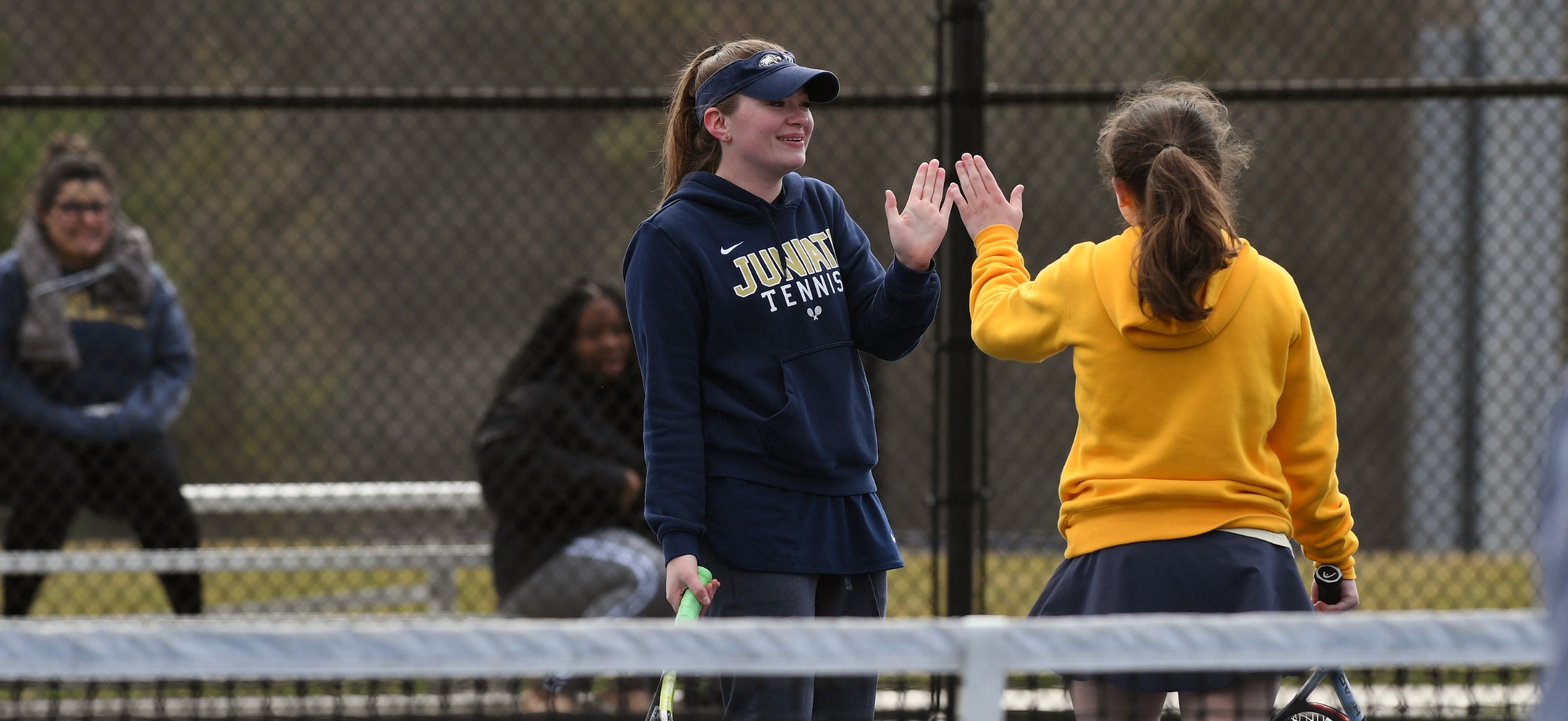 Women's Tennis Falls 8-1 to Muhlenberg