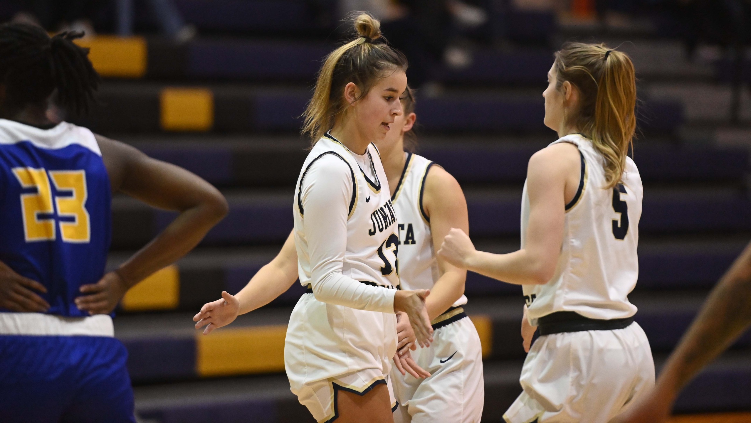 Women's Basketball Captures First Conference Win